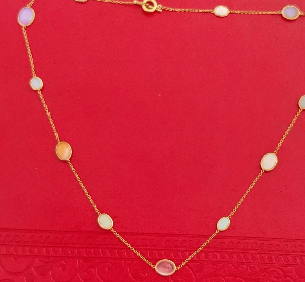 Vintage Opals, set in 18k gold signed on bar clasp